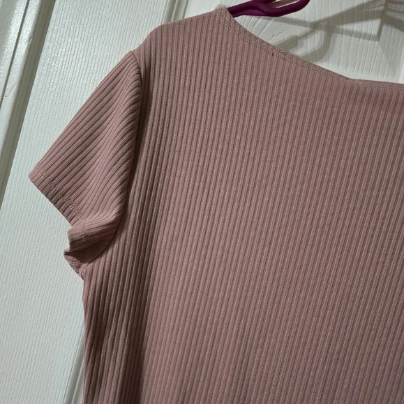 NWT Elodie Blush Pink Ribbed Bodysuit, Low V-Neckline, Lightweight, Size XL. - Picture 6 of 12